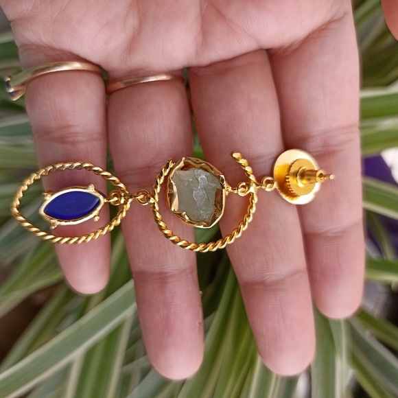 Handmade gold platted stone studded long drop earrings - Picture 10 of 10